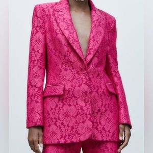 ZARA NEW WOMAN FITTED LACE BLAZER FLORAL JACKET FUCHSIA Large L REF: 8483/579